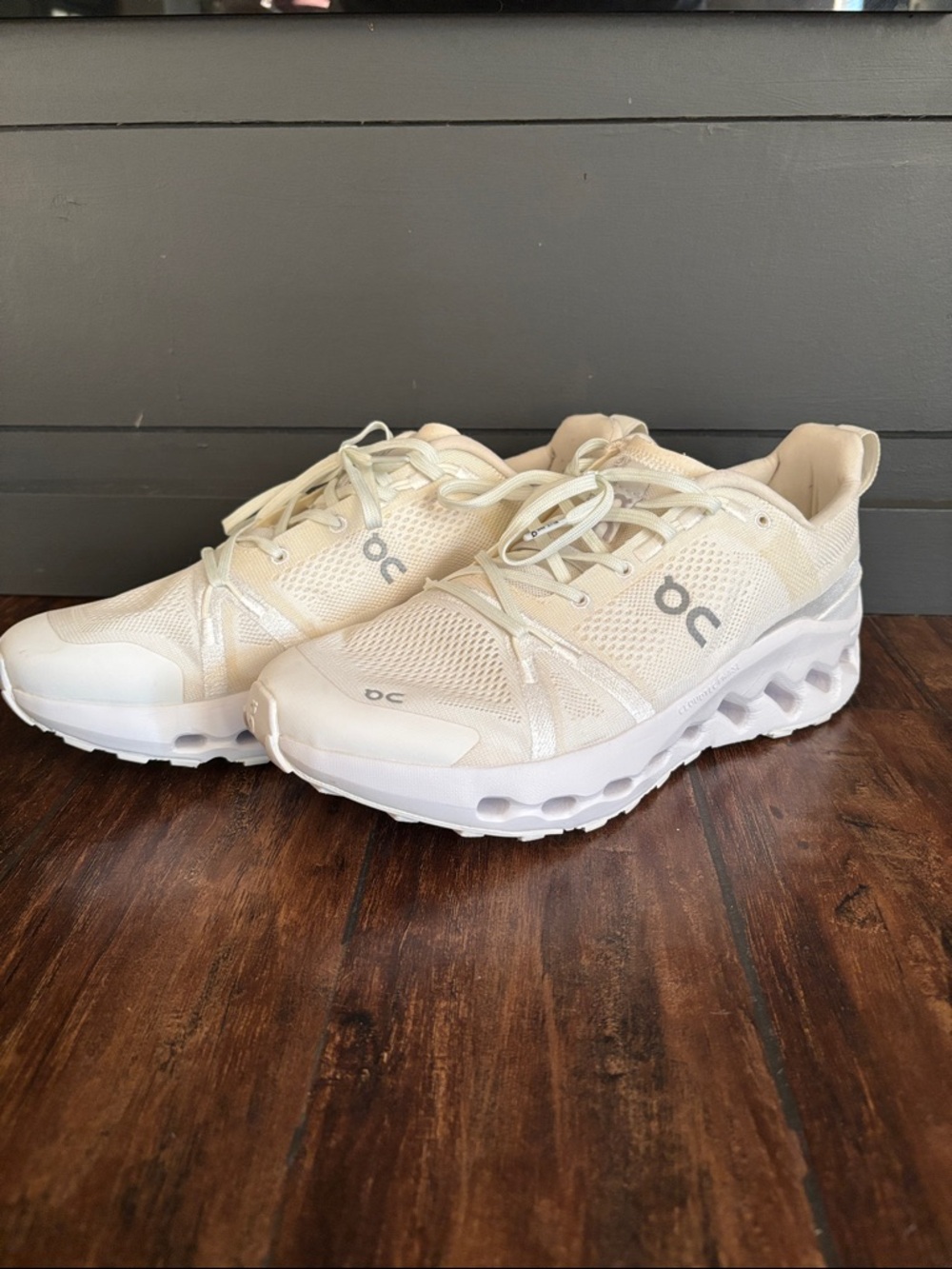 OnCloud Sneakers